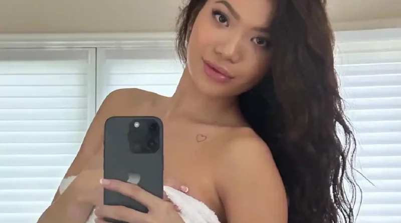 Vina Sky Wiki, Age, Height, Biography, Wikipedia, Bio, Feet, Pics, Onlyfans