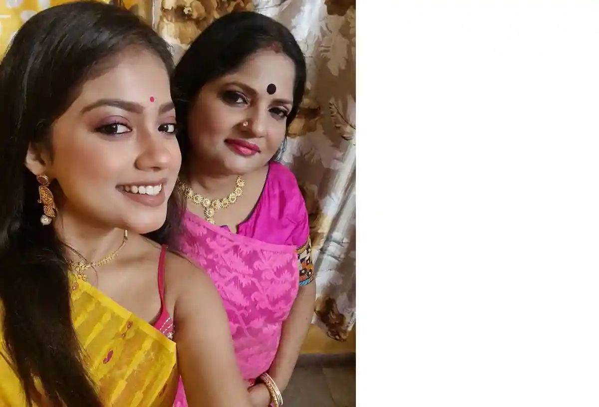 Oindrila Bose mother family